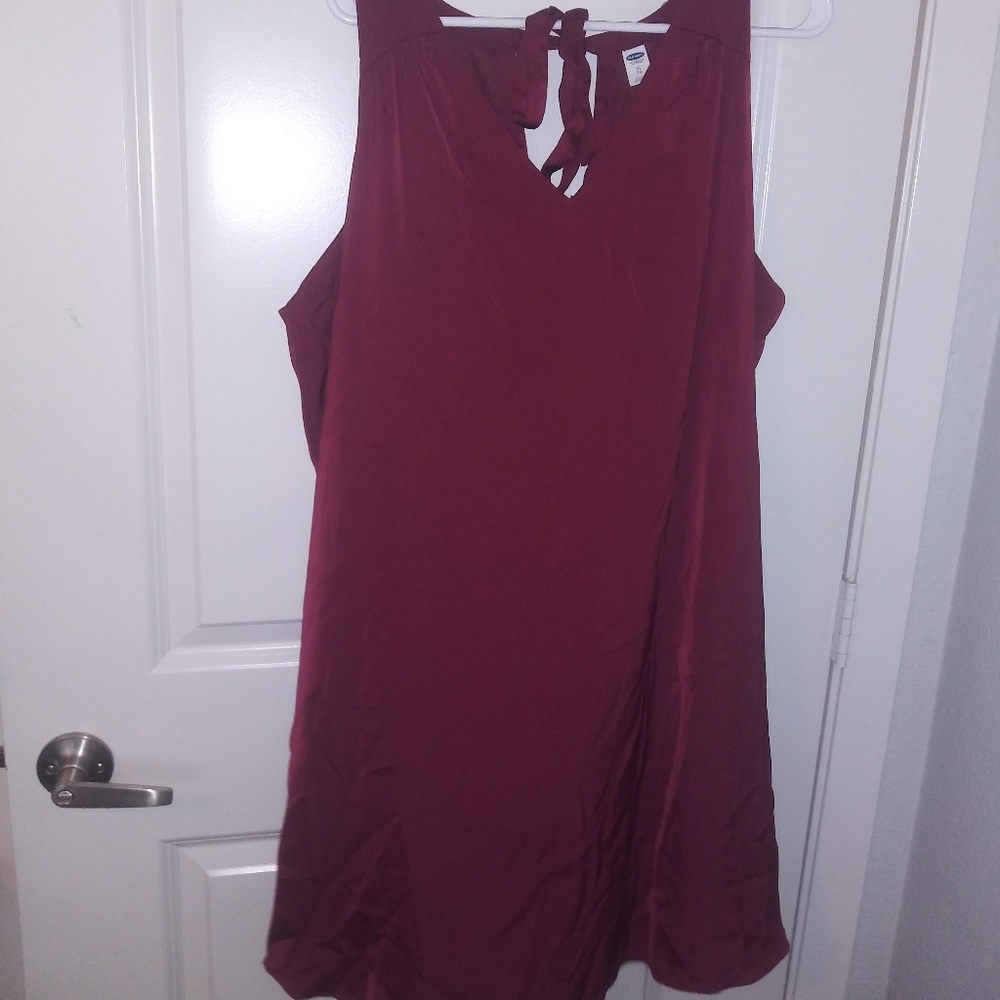 Old Navy Burgundy Dress Size XL Tie back Like New